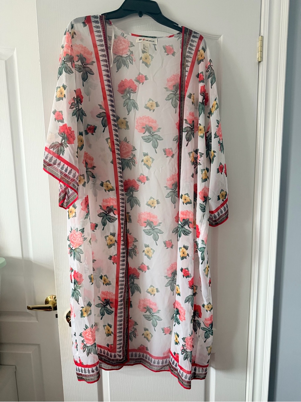 H&M White Floral Print Open-Front Kimono with Pink & Red Size L